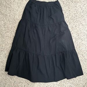 Black tiered skirt